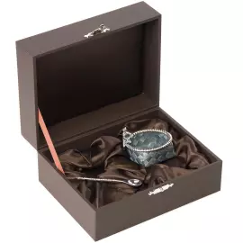 Silver salt shaker "Man-with-a-fingernail"